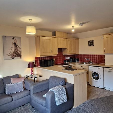 Hereford - Mayflower Coach House, Modern 2 Bedroom Property With Parking, Located South Of Hereford City, Suitable For Small Family, Couple Or Contractors - Sleeps Up To 5 Guests - Hosted By Rentmyhouse エクステリア 写真